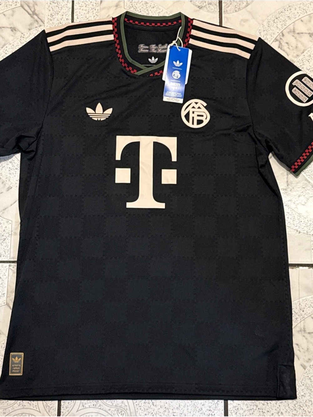 New Adidas FC Bayern Munich 25/26 Third Authentic Jersey Men’s Size Large KE6802